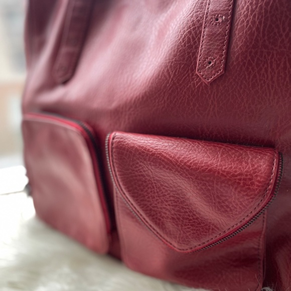 Red Large Matt & Nat Expandable Tote - Picture 3 of 4